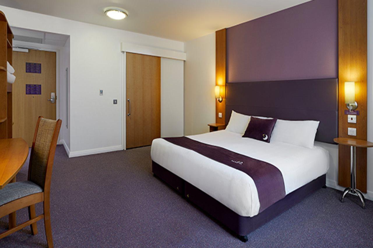 Premier Inn Inverness West Экстерьер фото