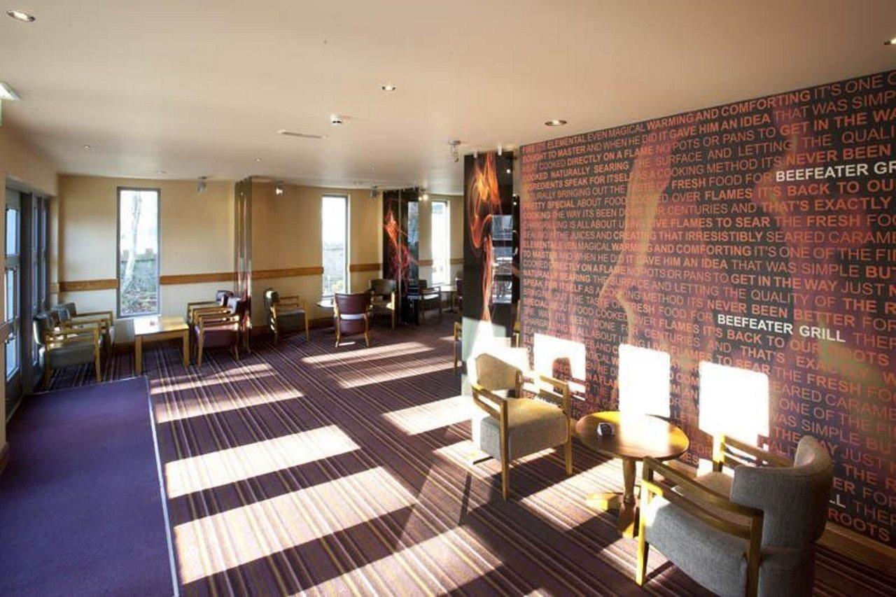 Premier Inn Inverness West Экстерьер фото