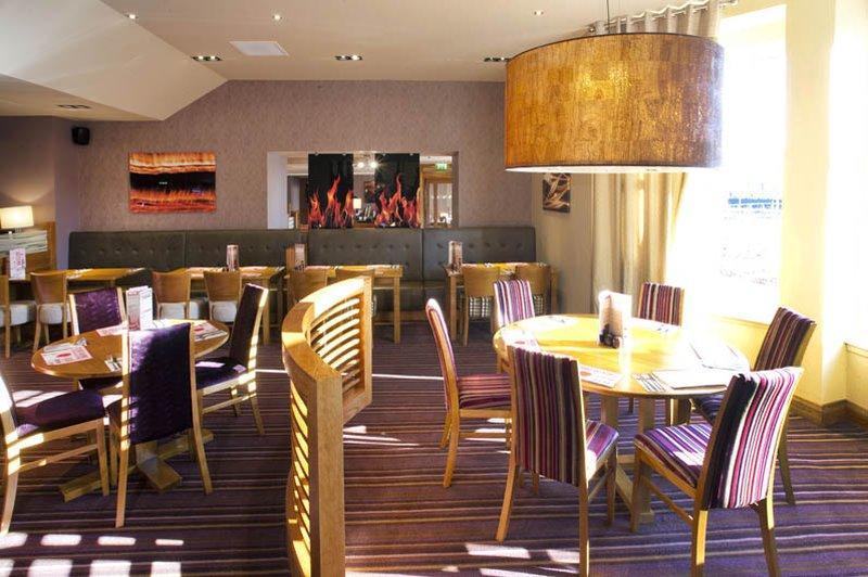Premier Inn Inverness West Экстерьер фото